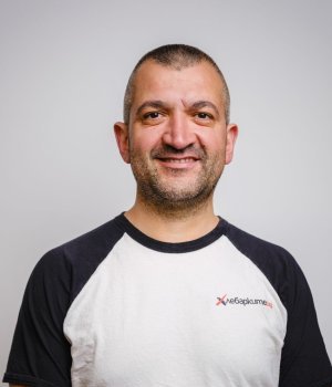 Божидар Костов